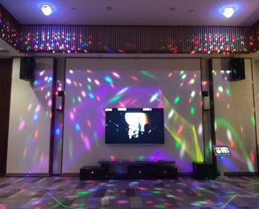 蔚藍城邦影院卡拉OK娛樂(lè )房